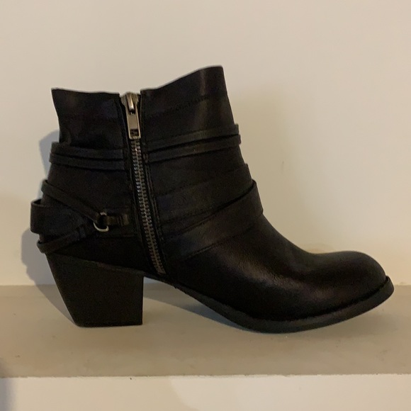 Black Ankle Boots - Picture 7 of 8